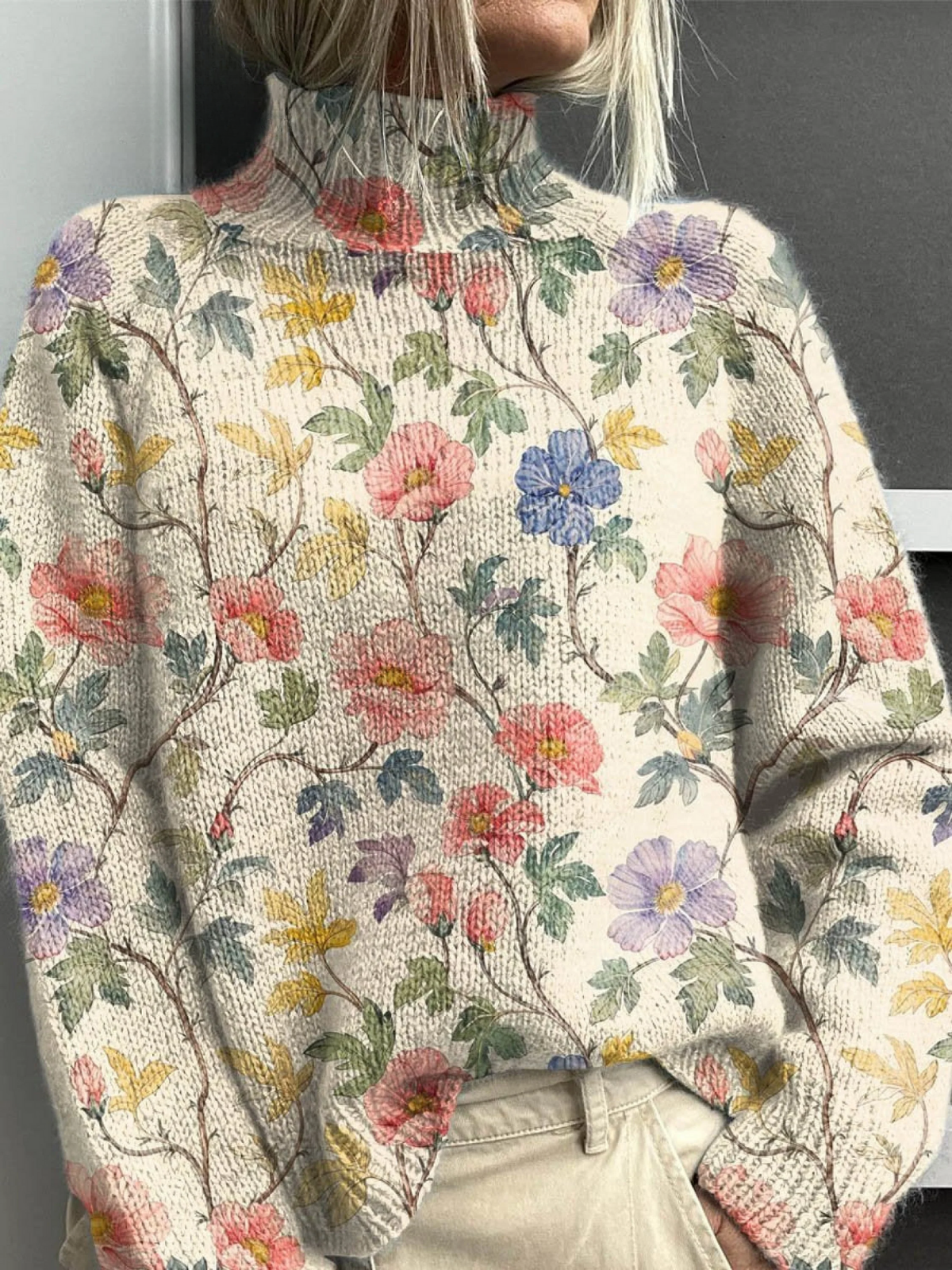 Jarelle | Härlig Blommig Turtleneck Tröja