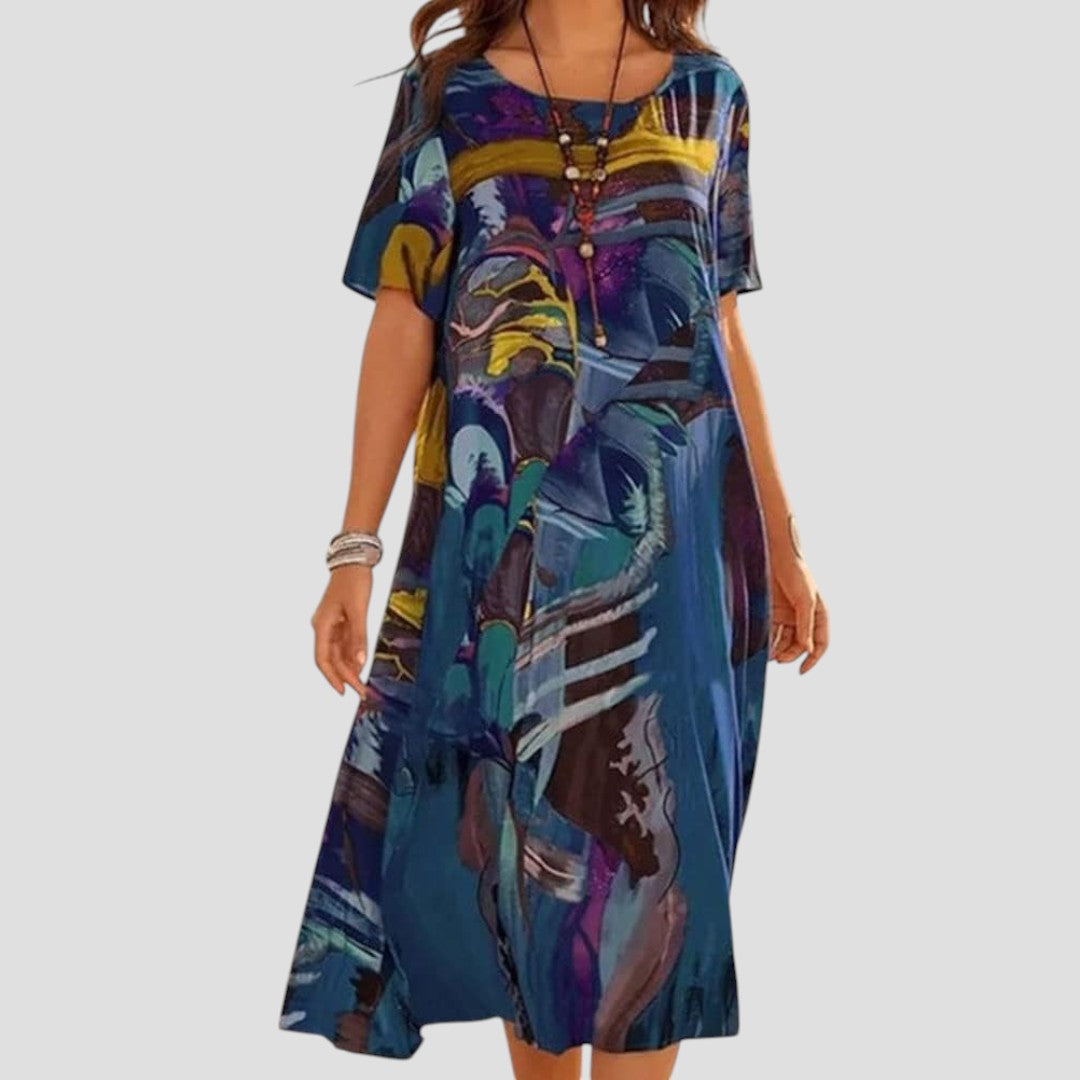 Liva – Losvallende jurk met artistieke print