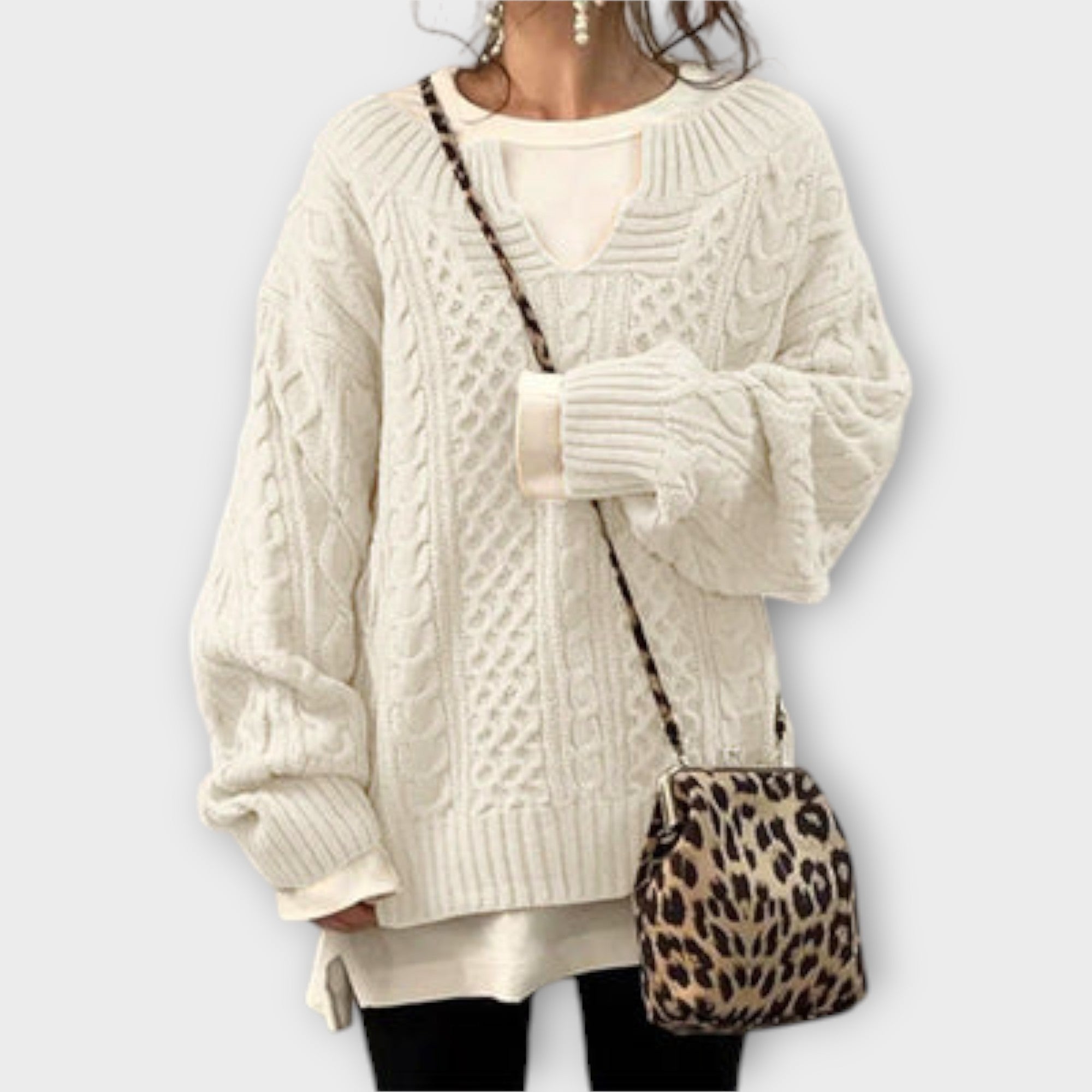 Lili - Oversized gebreide trui met kabelpatroon