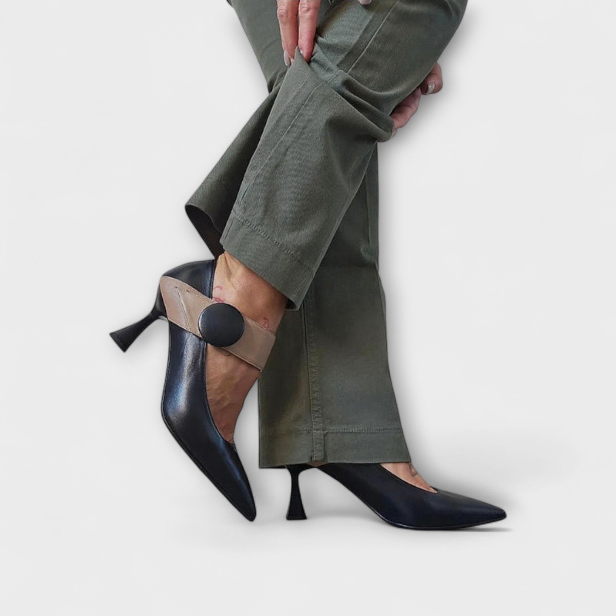 Emily - Puntige zwarte stilettos