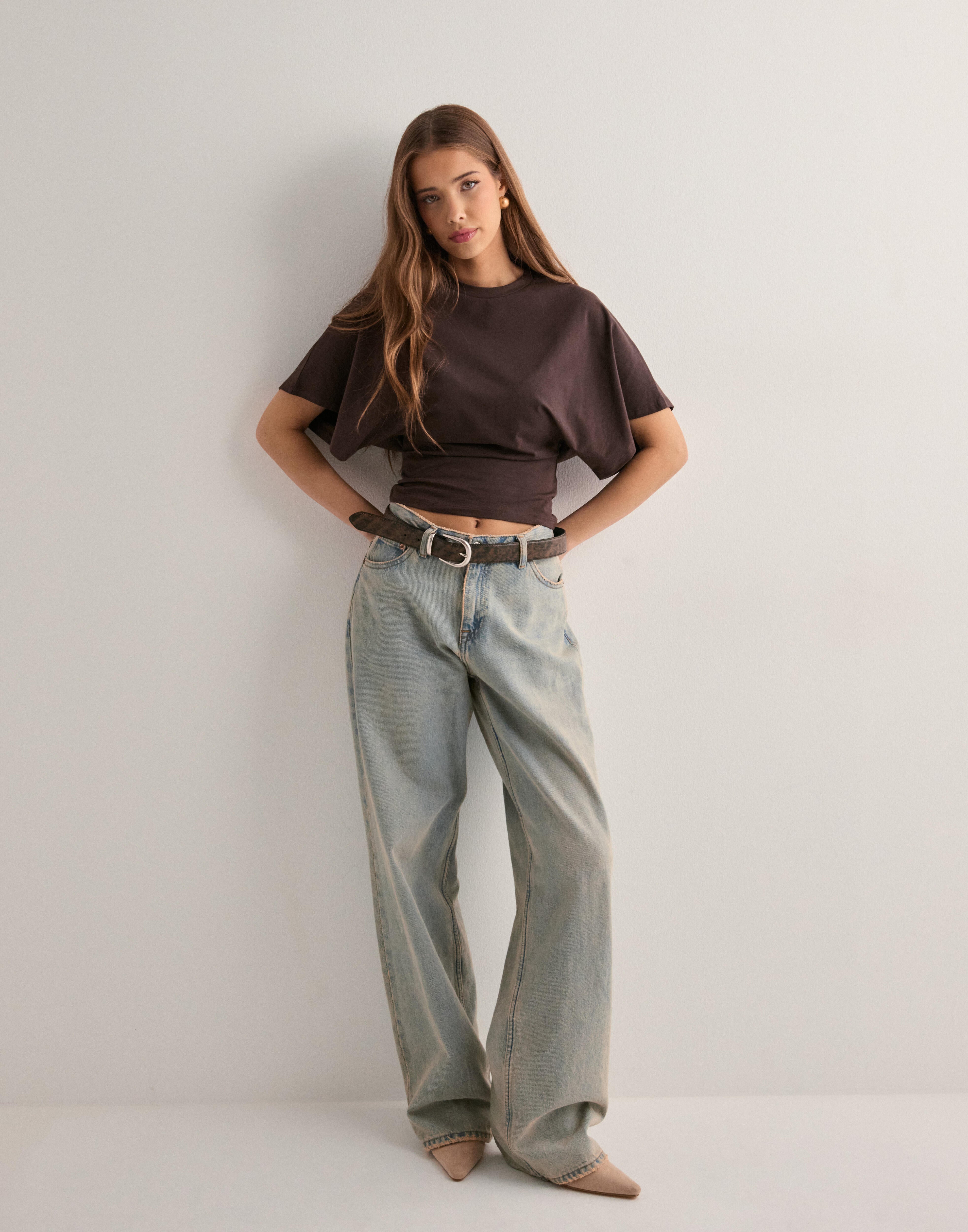 FLOREVA™ | TOP MET WIJDE MOUWEN