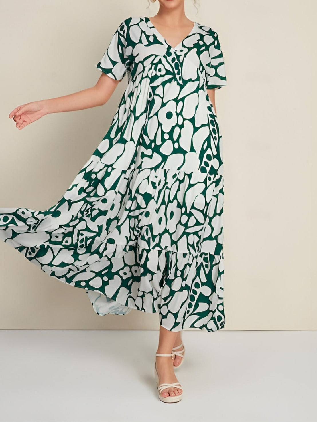 Nola™ Dress – Luchtige Jurk met Grafisch Motief