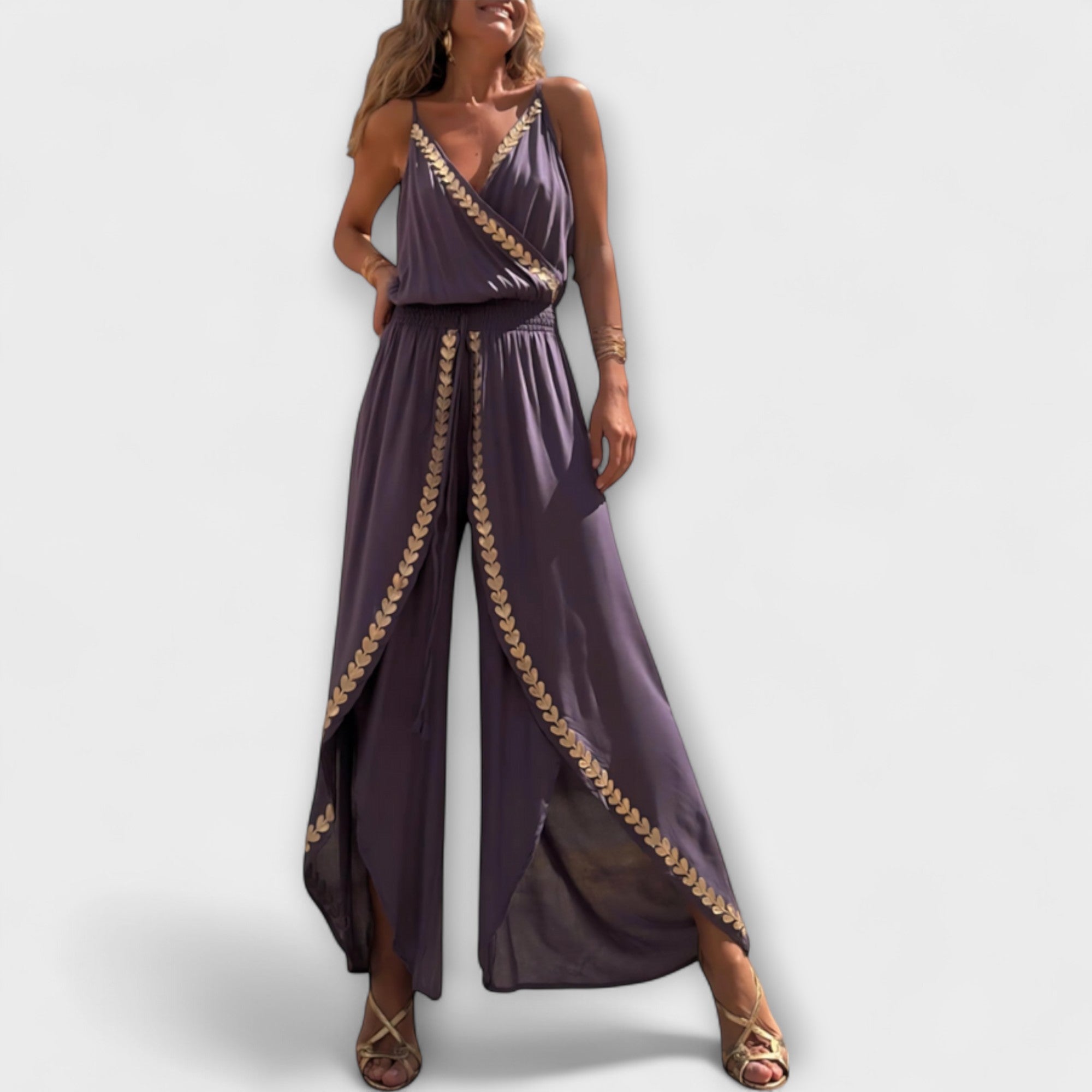Angela - Donatila V-hals Jumpsuit met Borduurwerk en Open Benen