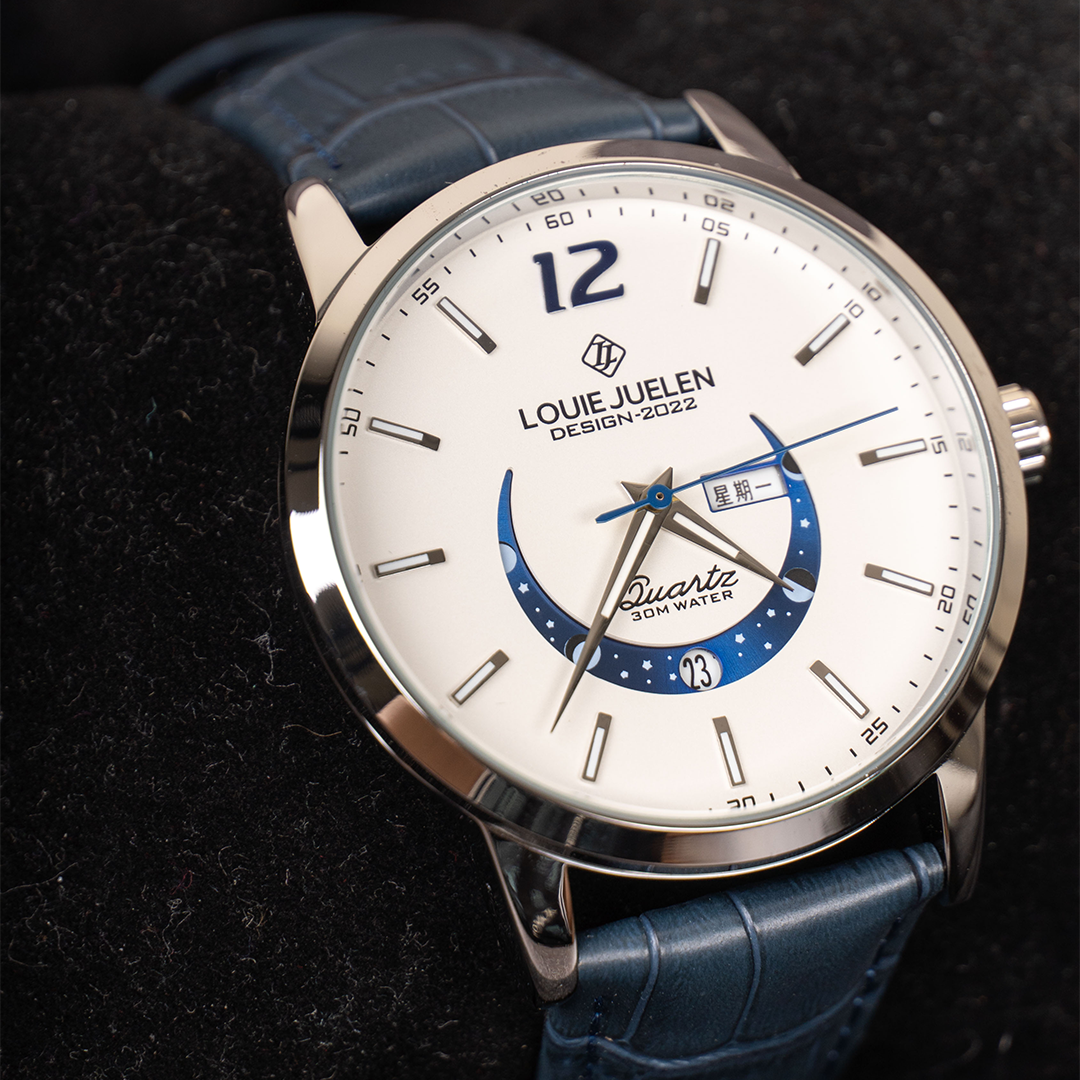Elegante horloge met maanfase