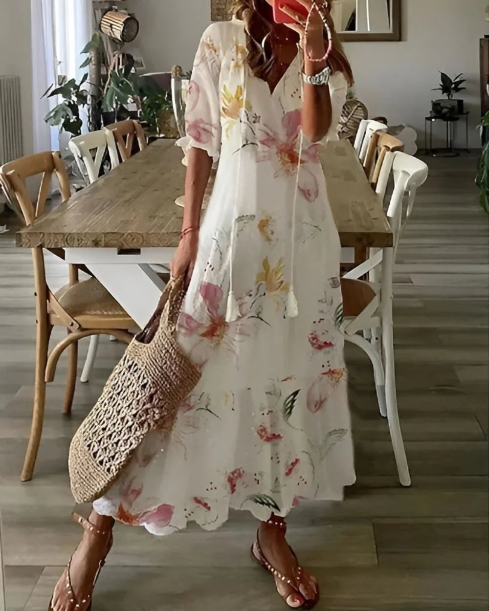 Celina– Jurk met subtiele bloemenprint