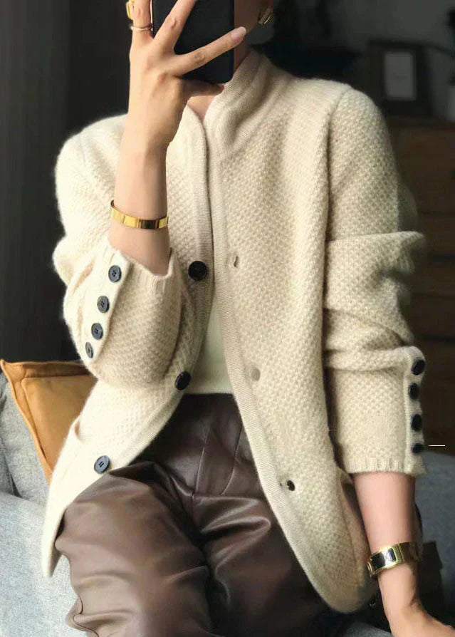 Claire – Vest in kasjmiermix met knopen