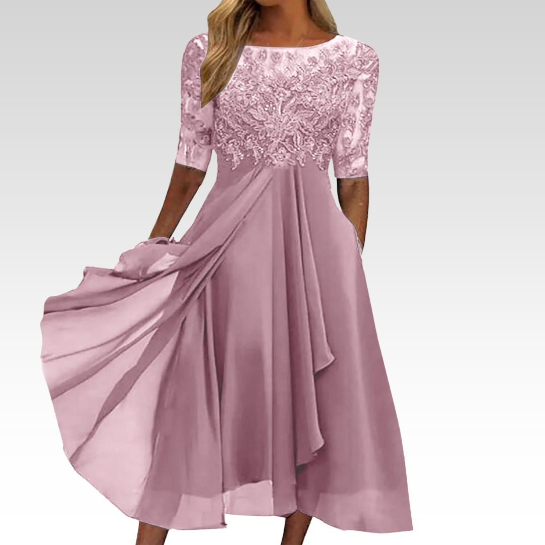 Mila – Chiffon jurk met kanten details