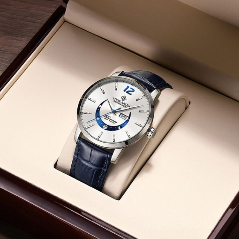 Elegante horloge met maanfase