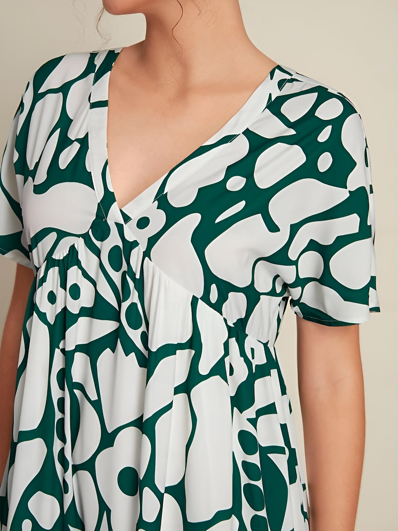 Nola™ Dress – Luchtige Jurk met Grafisch Motief