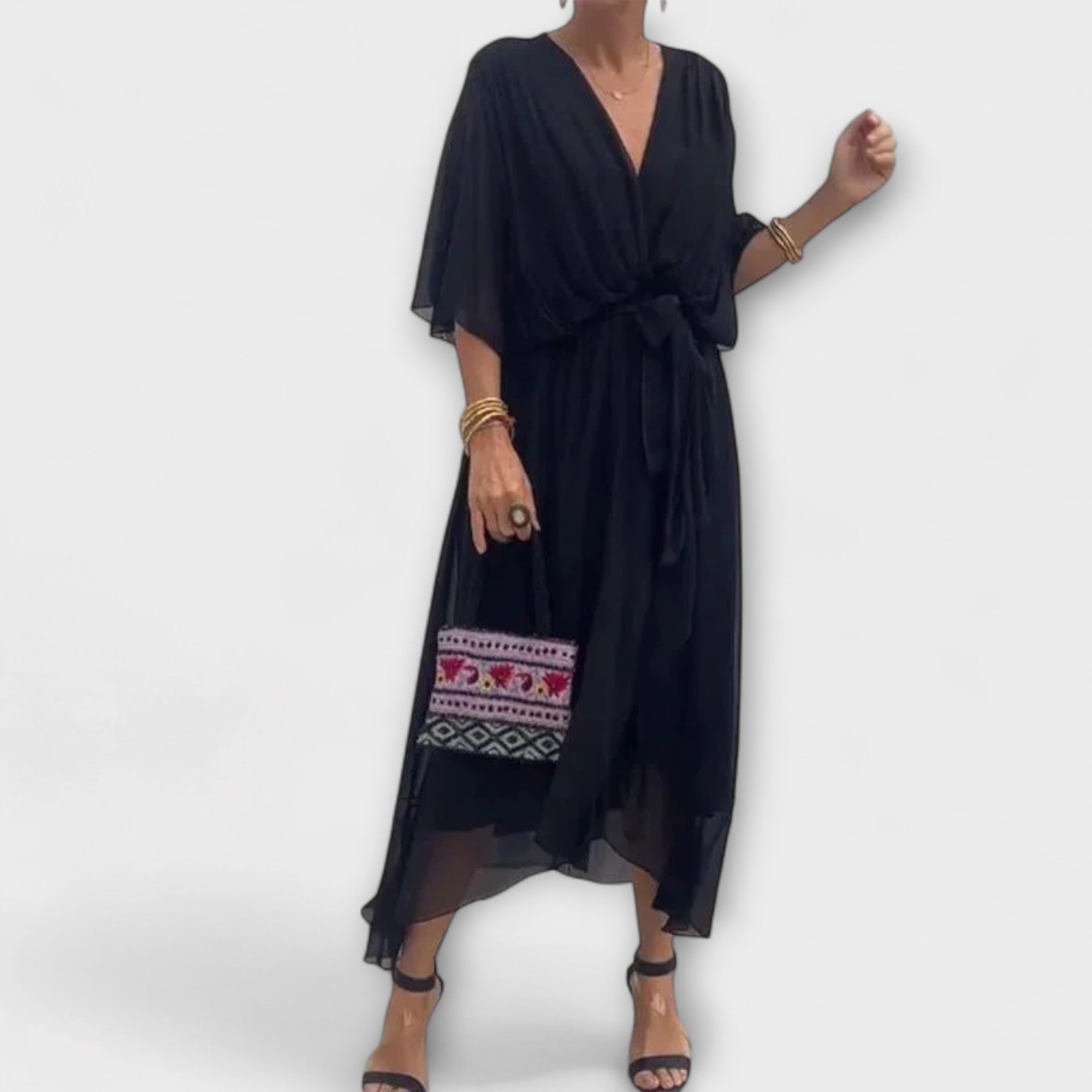 Amoura - Chiffonjurk met V-hals