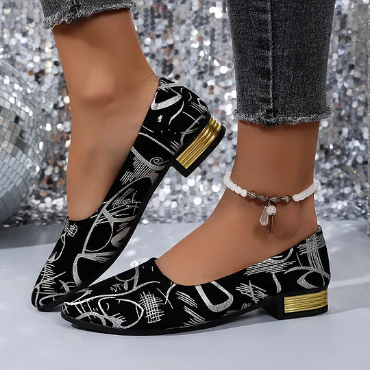 Ava – Loafers met gouden accenten