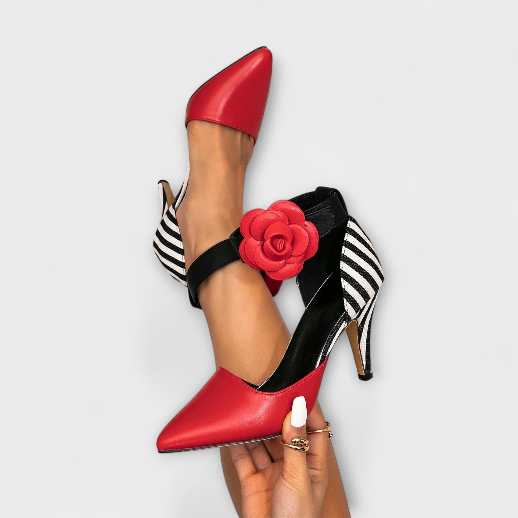 Lydia - Stiletto-heels met een spitse neus in contrasterende kleuren
