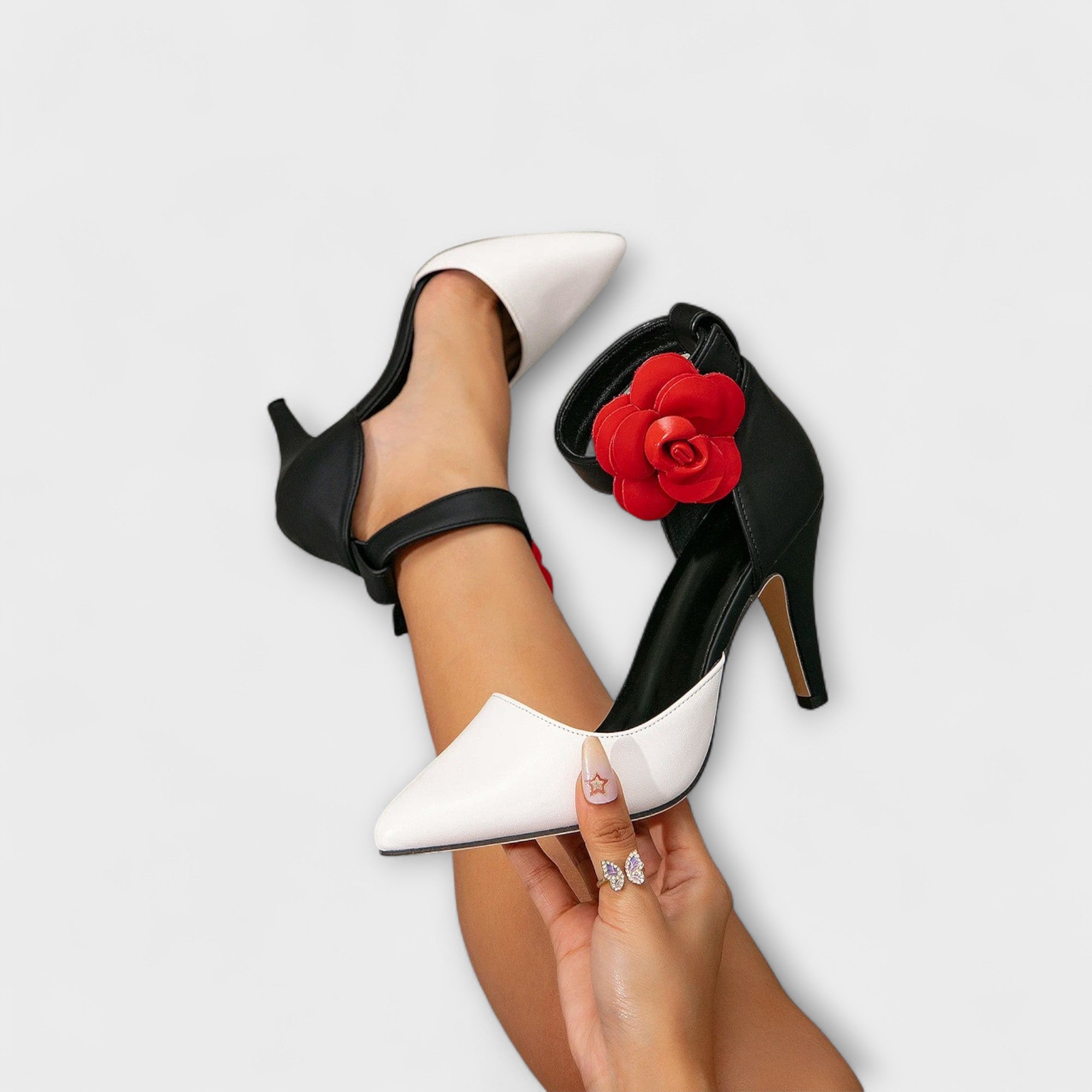 Lydia - Stiletto-heels met een spitse neus in contrasterende kleuren