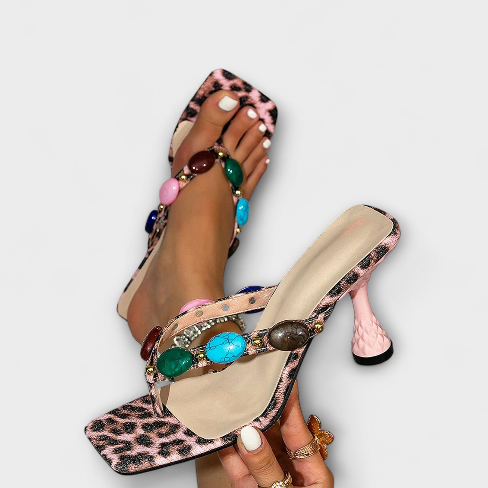 Kristen - Meerkleurige sandalen met edelsteenversiering