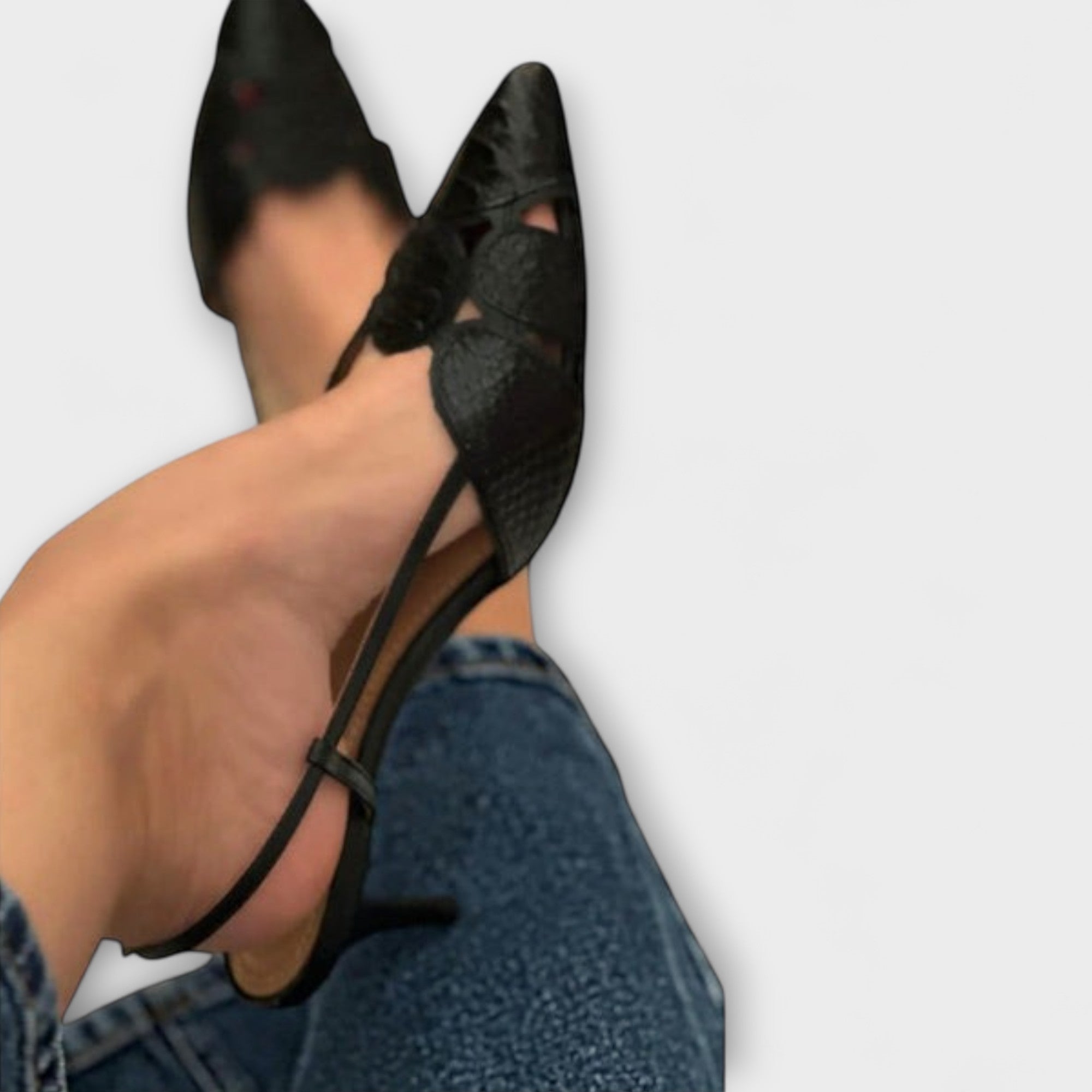 Melissa - Gestructureerde zwarte Slingback-Stilettos