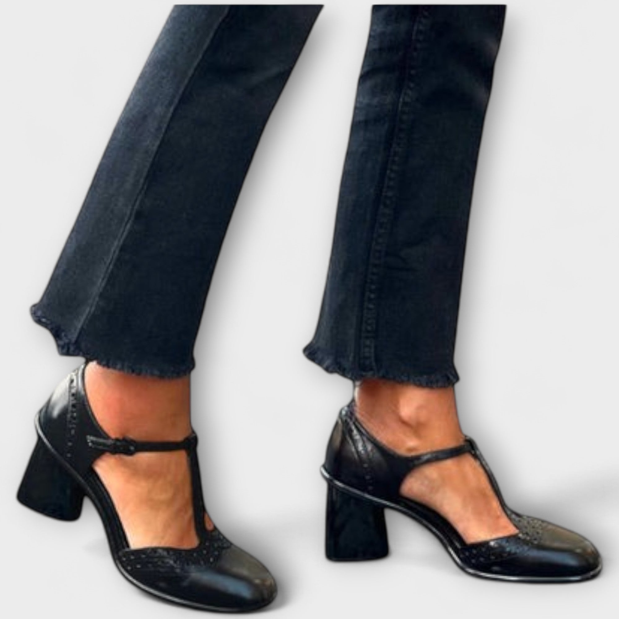 Kristen - Chunky Hakken met T-Strap Gesp