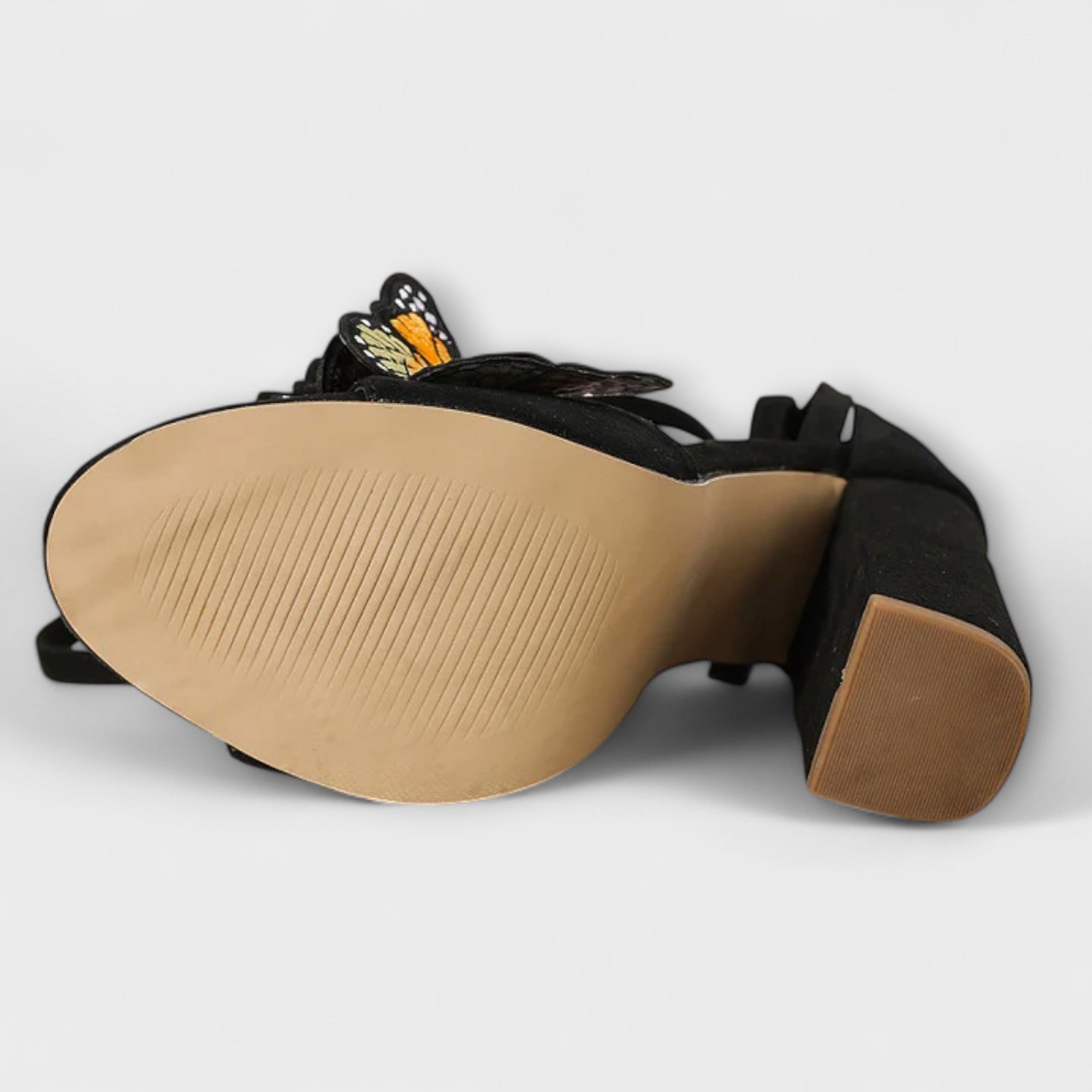 Gabriella - Sandalen met vlinders geborduurd