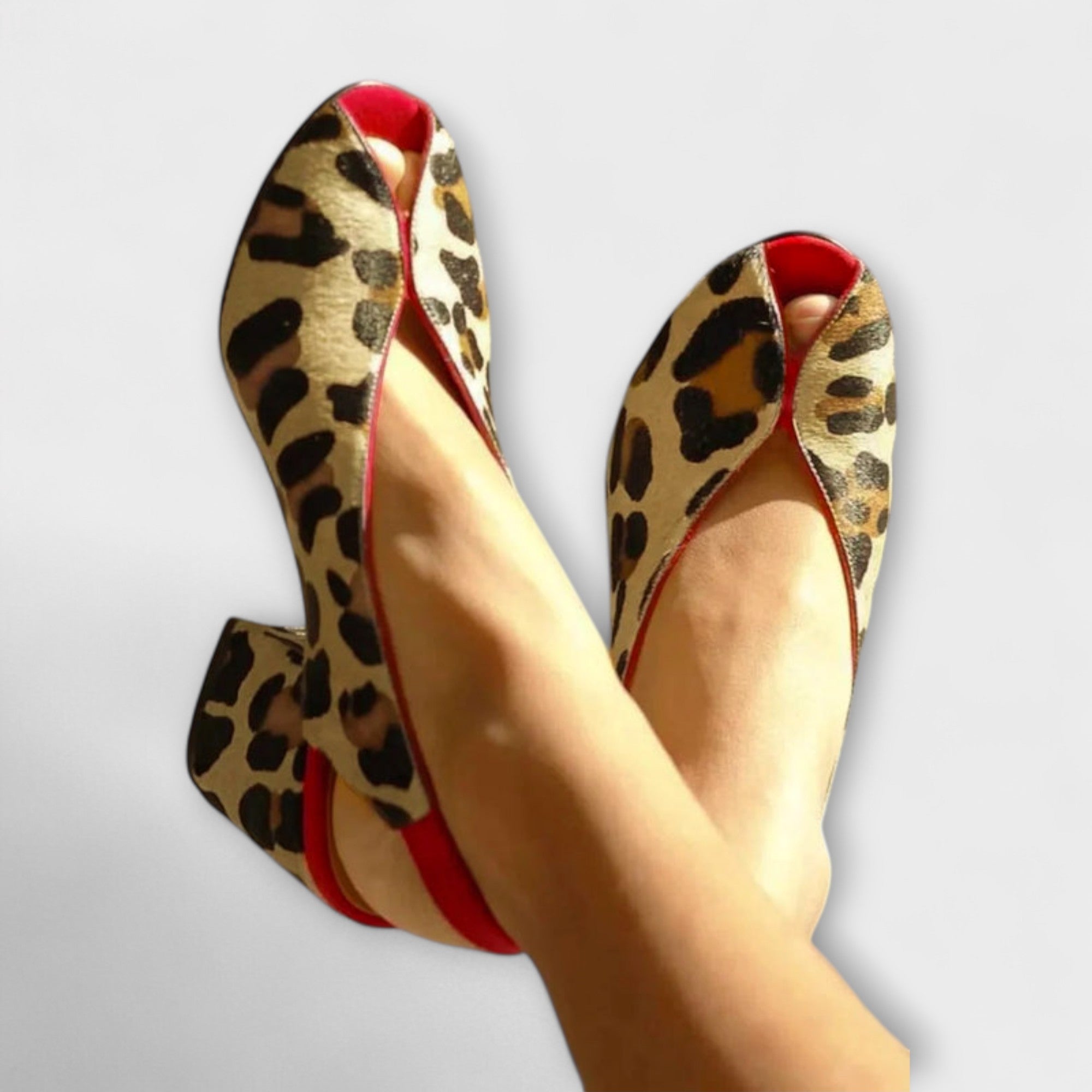 Shora – Peep Toe-Slingback Hakken met Luipaardprint