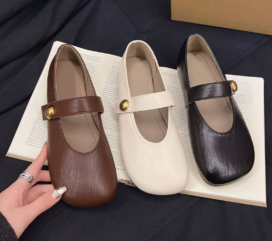 Irene Leren Mary Janes