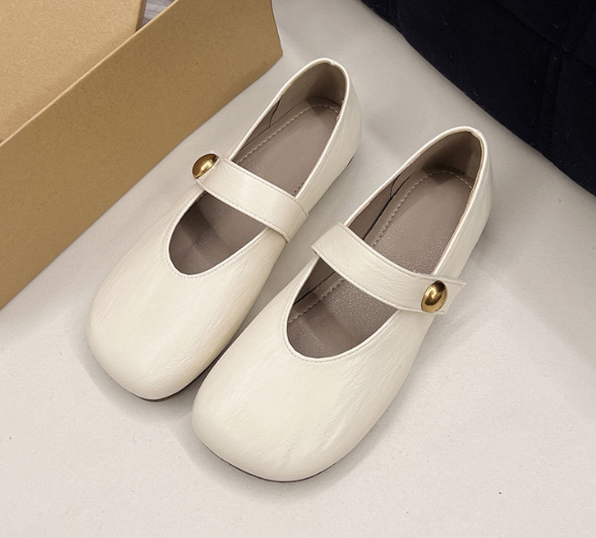 Irene Leren Mary Janes